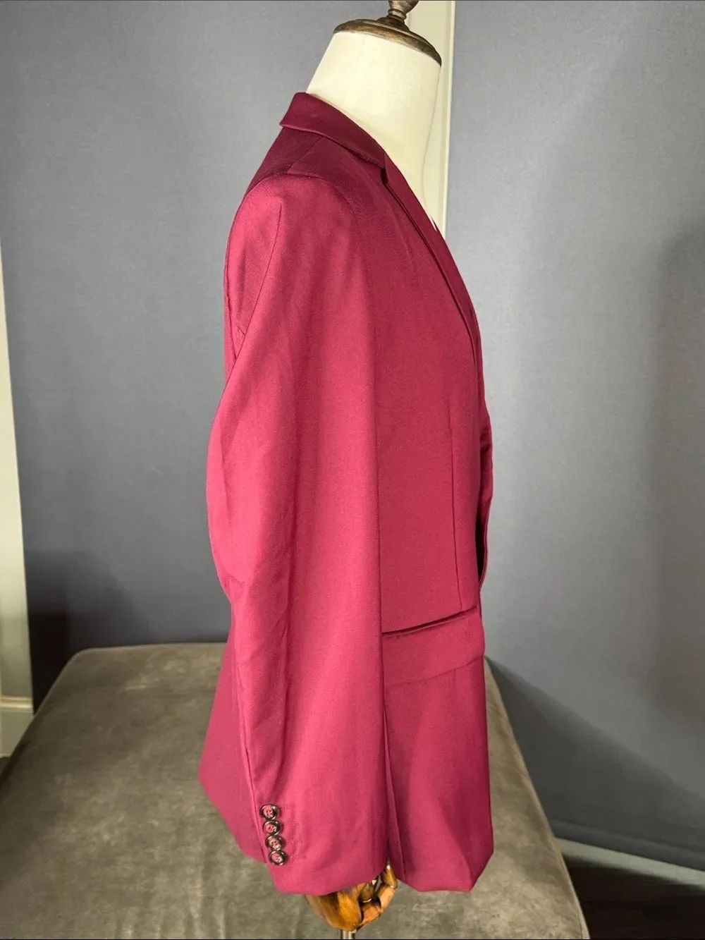 Men’s Burgundy Slim Fit Suit Jacket Blazer Two Button Notched Lapel Size 40